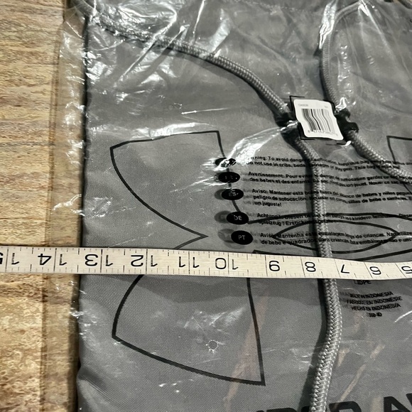 New Under Armour UA OZSEE sackpack - Picture 8 of 10